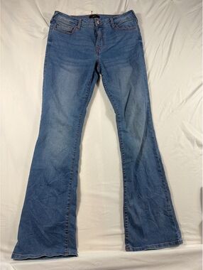 Becca Mid Rise Bootcut Jeans Size 30 Made in Bangladesh